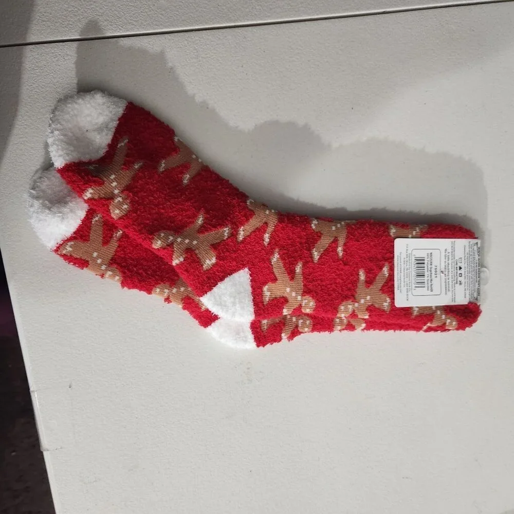 Worlds Softest Cozy Collection Socks Gingerbread Man Design Red White One Size 6